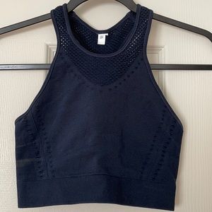 High neck sports bra